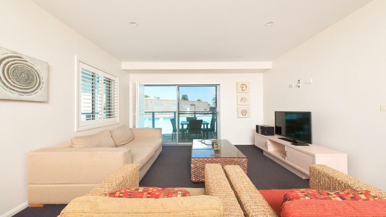 Pacific Blue, Salamander Bay Apartman Kültér fotó